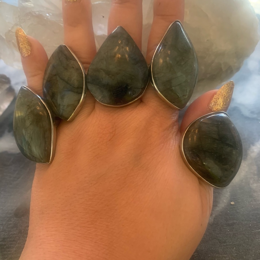 Adjustable Labradorite Statement Rings!! Super Cu… - image 2